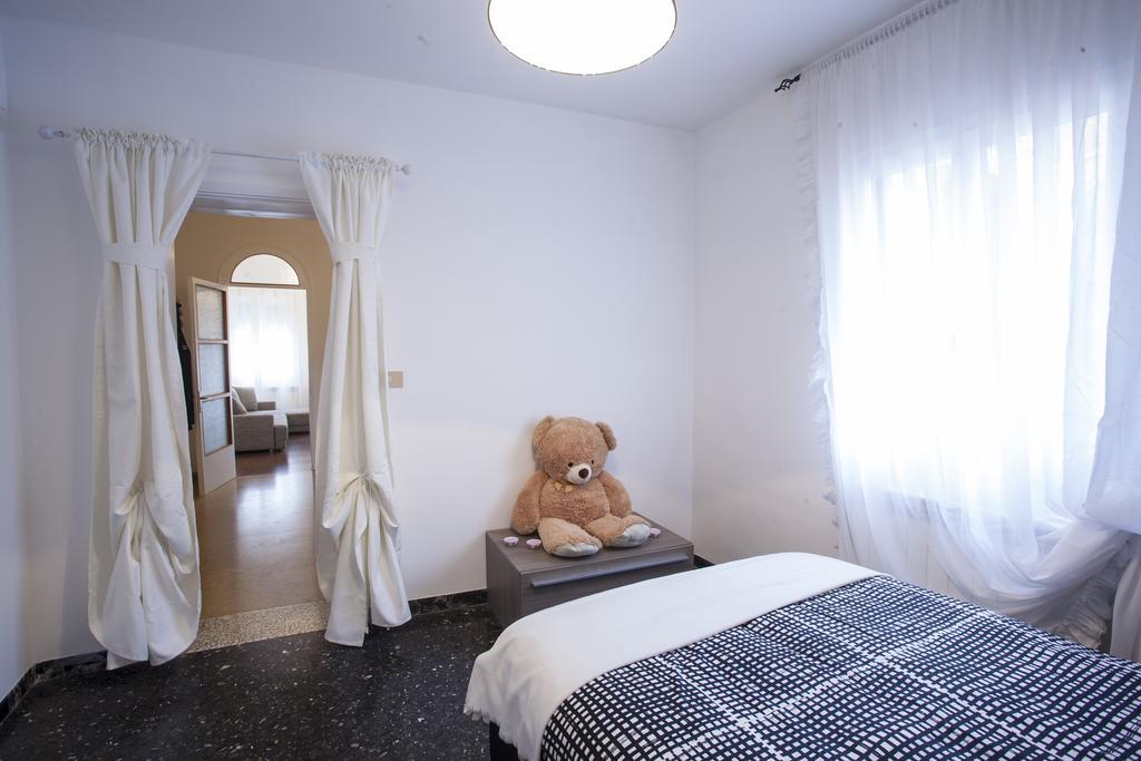 Casa Renier-Biennale Appartement Venetië Buitenkant foto